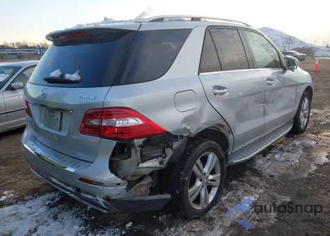 2012 Mercedes-Benz Ml 350 4Matic z USA, uszkodzony, nr VIN 4JGDA5HB4CA015175